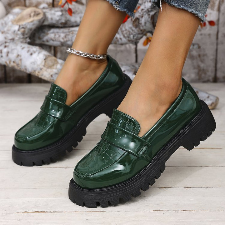 Damen klobige Lack-Loafer mit Kroko-Prägung und profilierter Gummisohle Drune