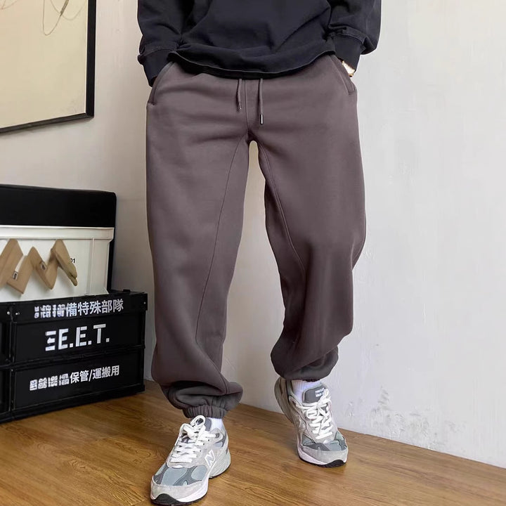 Herren nan tapered Jogginghose mit markanter Schrittnaht Kordelzug und elastischen Knöchelbündchen Drune