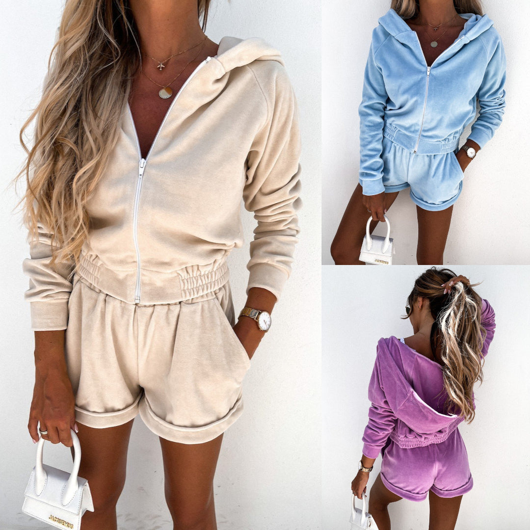 Damen sportliches Velours-Set mit cropped Hoodie und kurzen Hose Drune