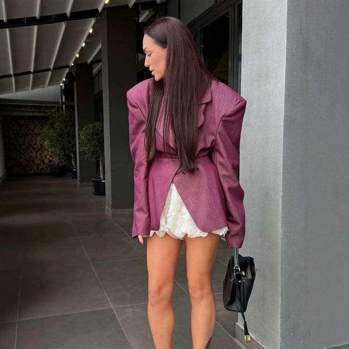 Damen Asymmetrischer taillierter Blazer mit markanten Schulterpolstern Drune