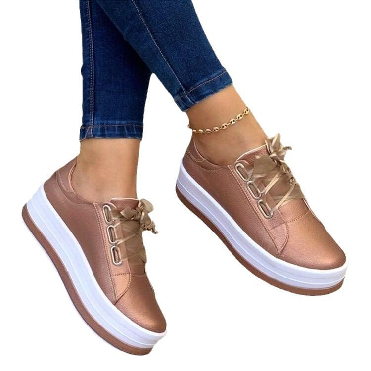 Damen Sneaker mit komfortablem Plateau und modischem Metallic-Obermaterial Drune