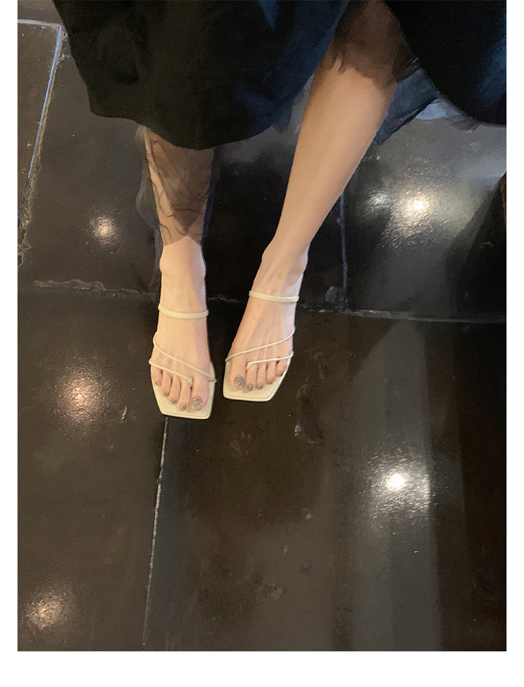 Damen klassische Zehentrenner-Sandalen mit elegantem Riemchen-Design und komfortablem Fußbett Drune