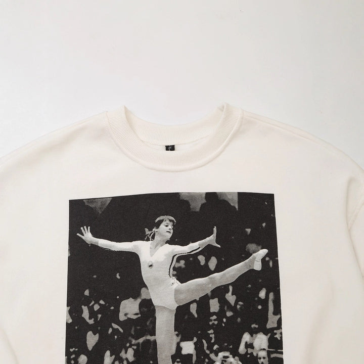 Damen Sweatshirt mit grafischem Print und hohen Kragen Drune