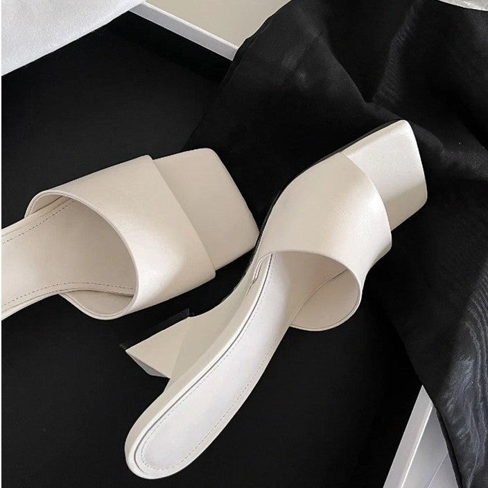 Damen Offene Mules mit elegantem Metallic-Obermaterial und komfortablem Blockabsatz Drune