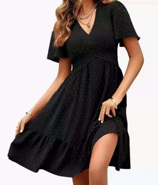 Damen Sommerliches Kleid mit V-Ausschnitt und Rüschendetails Drune