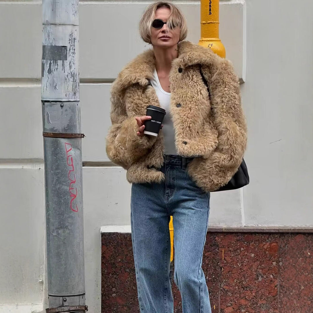 Damen kuschelige Teddyjacke mit Knopfverschluss und praktischen Taschen Drune