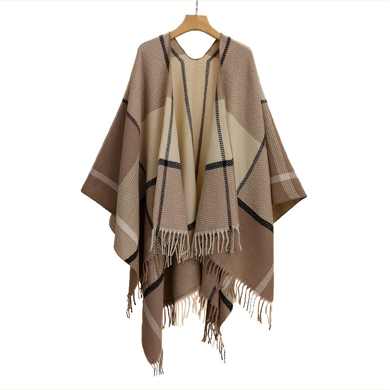Damen Oversize-Capeponcho aus strukturierter Strickmischung mit V‑Ausschnitt, Karomuster und Fransen Drune