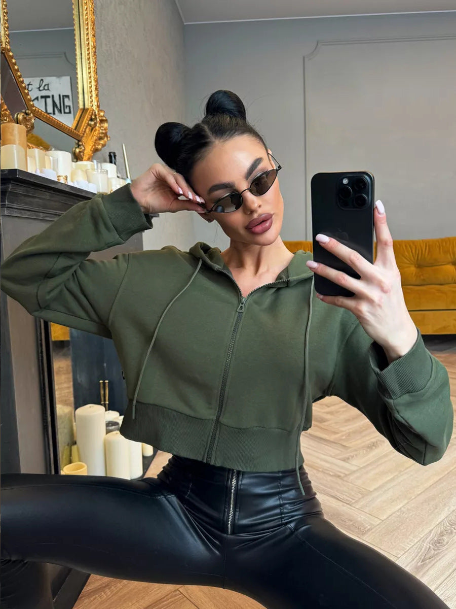 Damen Cropped Kapuzenjacke mit kurzem Reißverschluss und breitem Rippbund Drune