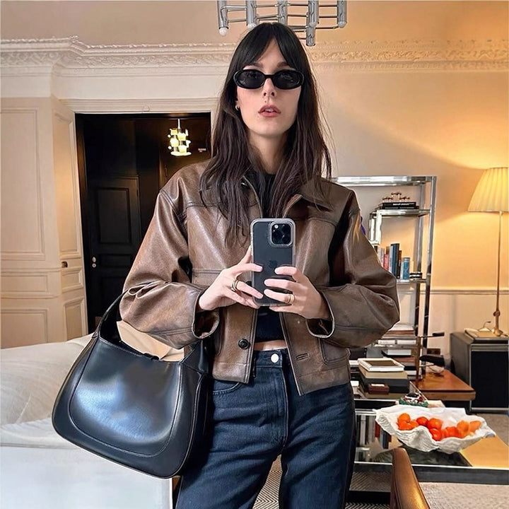 Damen Kurzjacke aus veganem Leder im Cropped-Boxy-Schnitt mit Hemdkragen Drune