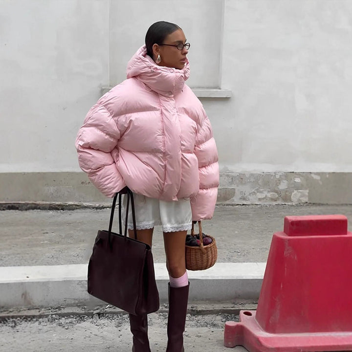 Damen kurze oversized Stepp-Daunenjacke mit Kapuze und hohem Stehkragen Drune