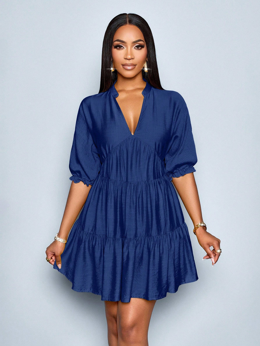 Damen Stufiges Mini‑Kleid mit V‑Ausschnitt und gerafften Dreiviertelärmeln Drune