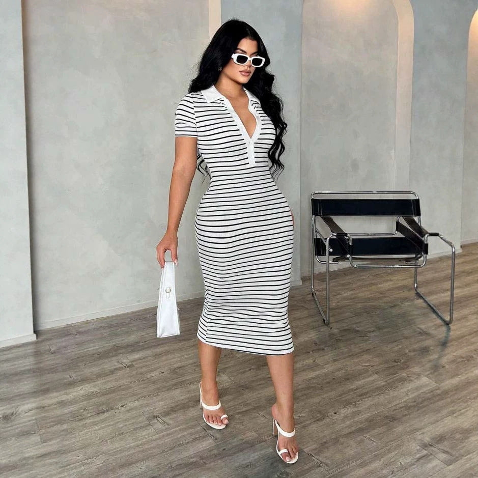 Damen Figurbetontes Polokleid im Streifen‑Look aus Rippstrick mit kurzem Ärmel Drune