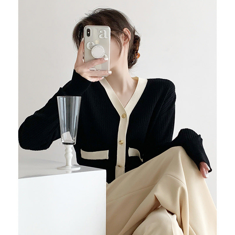 Damen modischer Strickcardigan mit dekorativer Knopfleiste und kontrastierenden Taschen Drune