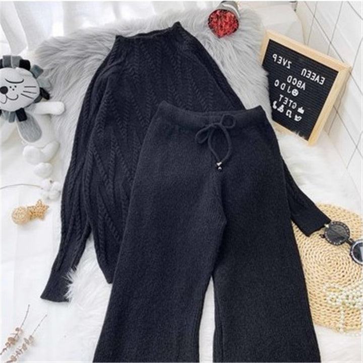 Damen gemütliches Strickensemble mit raffiniertem Zopfmuster Drune