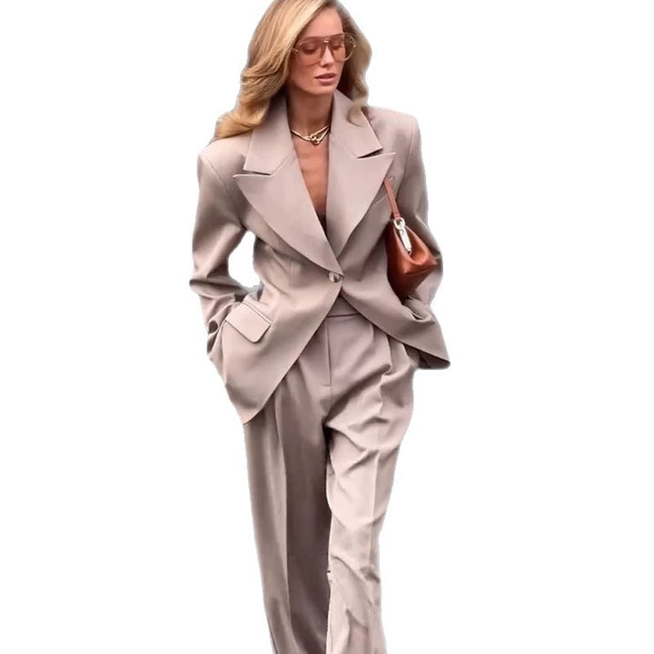 Damen Oversized Blazer‑Anzug mit skulpturaler Schulter, taillierter Ein‑Knopf‑Jacke und weiten Plisseehosen Drune