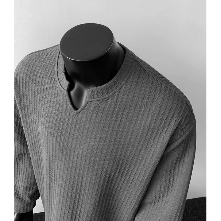 Herren nan grobstrukturierter Strickpullover mit V-förmigem Schlitzkragen und gerundetem Saum Drune