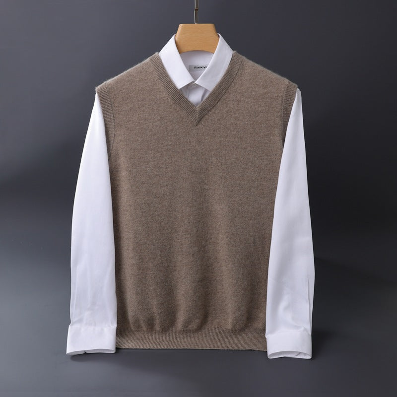 Herren Feine V‑Ausschnitt Strickweste aus Merino‑Blend mit geripptem Saum Drune