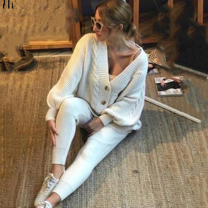 Damen nan kuscheliges Oversize Strickset bestehend aus Zopfmuster Cardigan und taillierter Strick-Jogginghose Drune
