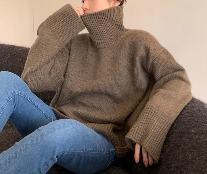 Damen Ikonischer Pullover mit hohem Kragen und Oversized-Schnitt Drune