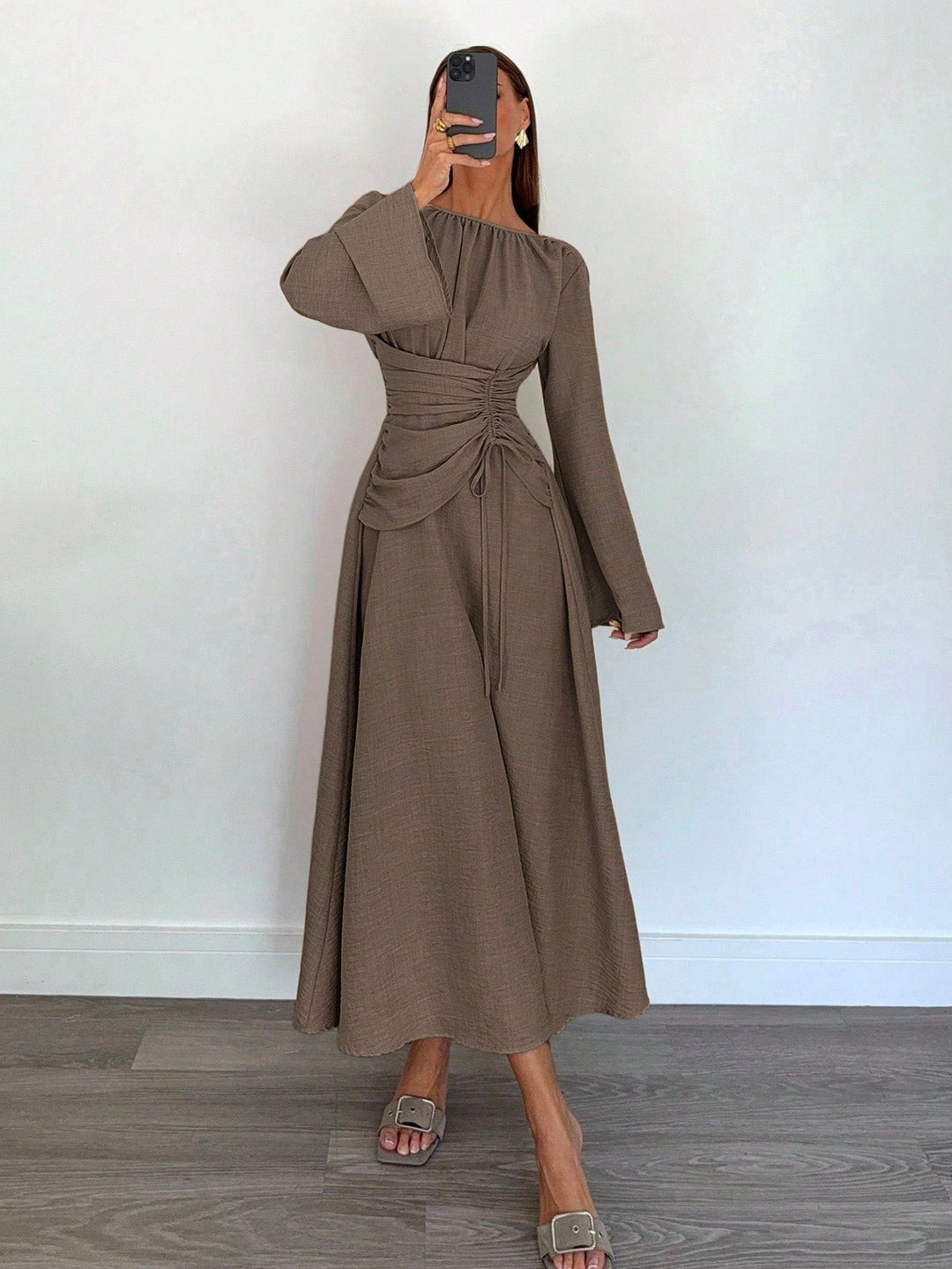 Damen Maxikleid mit geraffter Taillen-Schnürung, weiten Ärmeln und fließendem Rock Drune