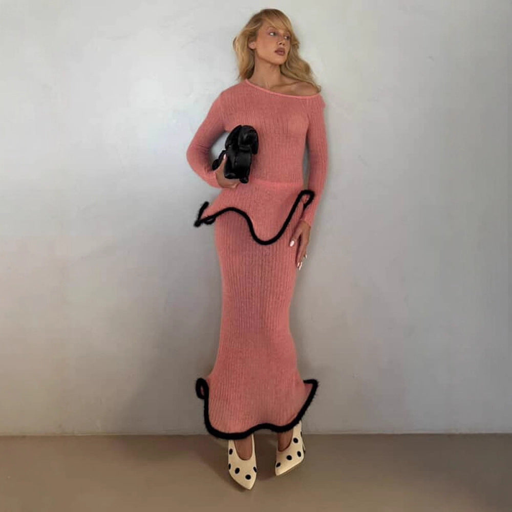 Damen Figurbetontes langes Rippstrick-Kleid mit asymmetrischem Ausschnitt, Volant‑Peplum und kontrastierender Kederkante Drune