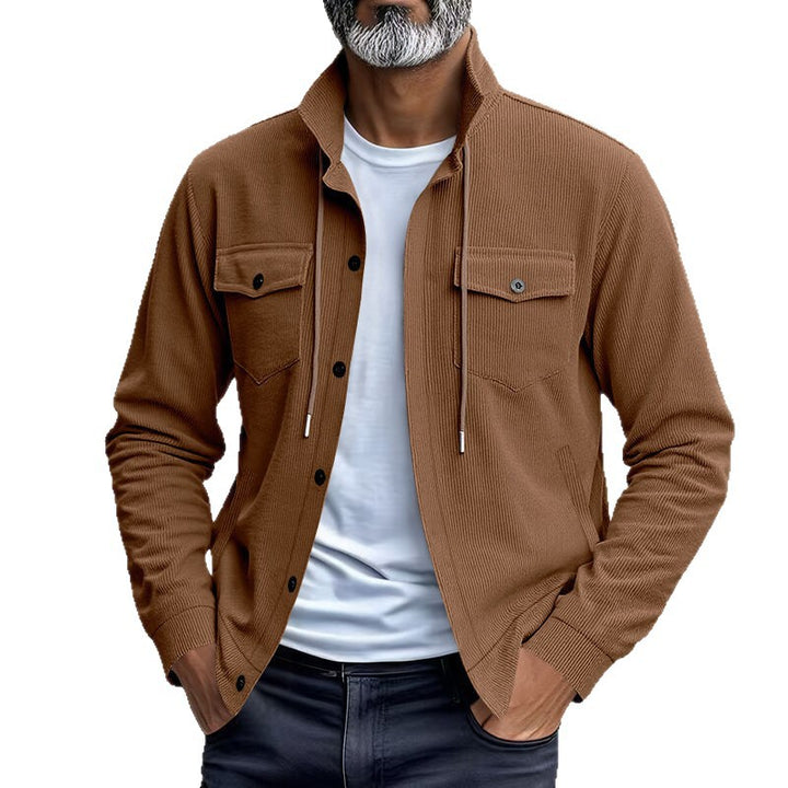 Herren nan Kord-Überhemdjacke mit aufgesetzten Brusttaschen, strukturierter Rippenqualität und durchgehender Knopfleiste Drune