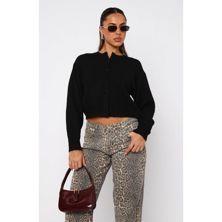 Damen Kurzgeschnittene Strickjacke mit verdeckter Knopfleiste und Ballonärmeln Drune