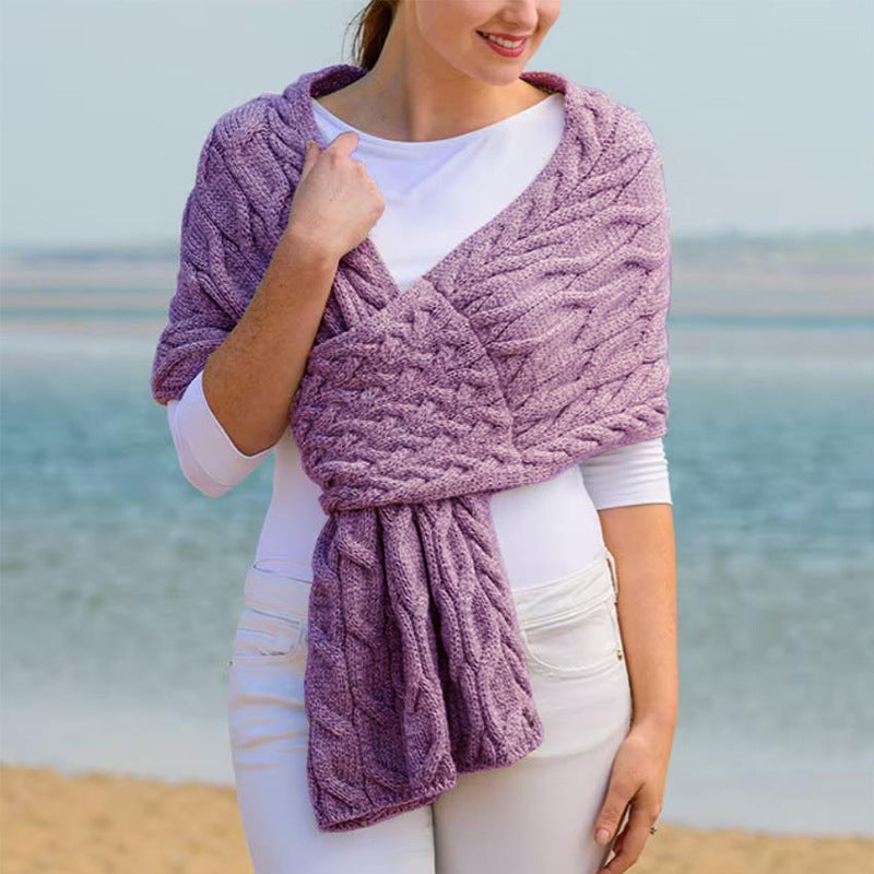 Damen Strickschal mit modernem Zopfmuster und vielseitigem Tragekomfort Drune