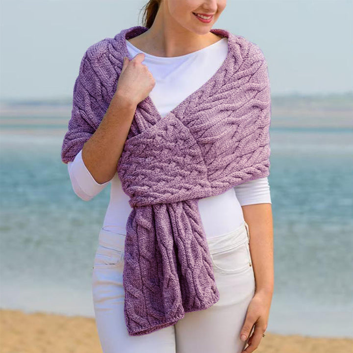 Damen Strickschal mit modernem Zopfmuster und vielseitigem Tragekomfort Drune