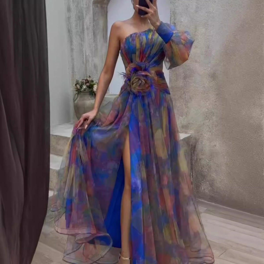 Damen Elegantes Maxi-Kleid mit asymmetrischem Design und floralen Akzenten Drune