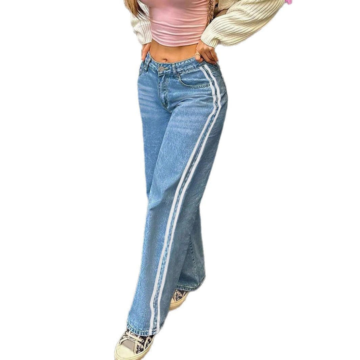 Damen weite Denim-Jeanshose mit sportivem Seitenstreifen Drune