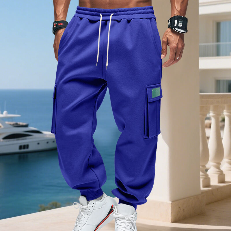 Herren nan Cargo-Jogginghose mit großzügigen Klappentaschen, elastischem Bund und geripptem Saum Drune