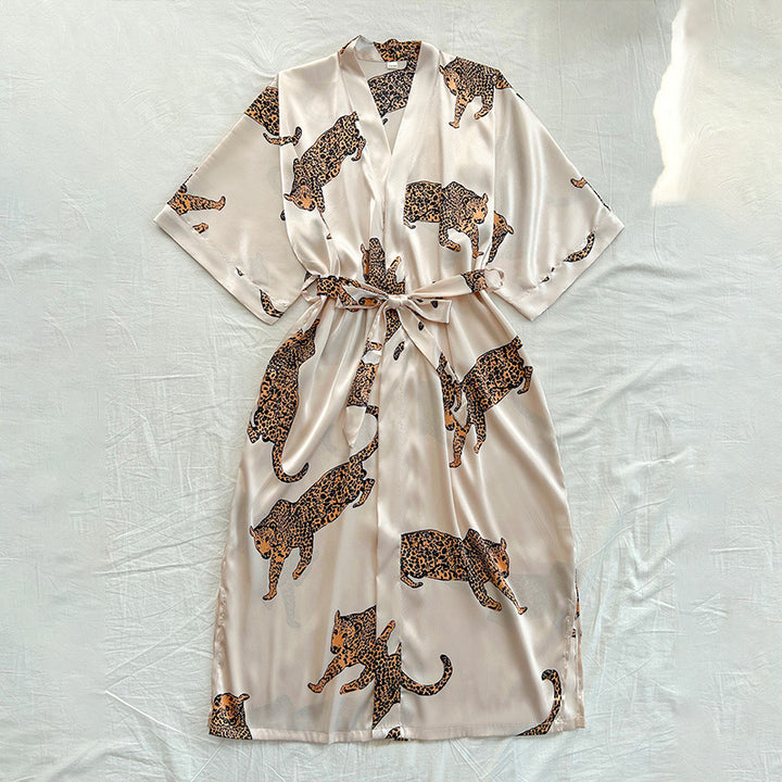 Damen Satin-Kimono-Robe mit lebhaftem Leopardenmotiv und elegantem Gürtel Drune