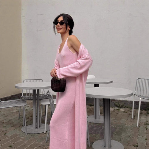 Damen Strickkleid mit spaghetti-Trägern und V-Ausschnitt Drune