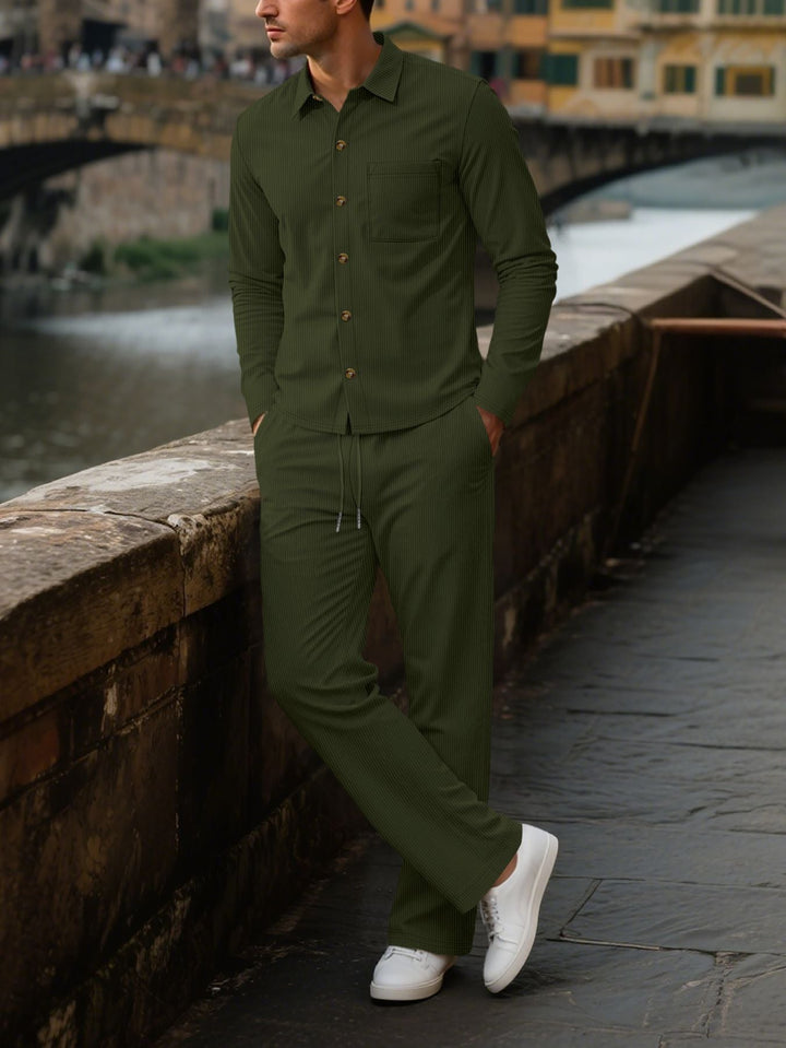 Herren eleganter Freizeitanzug mit strukturierter Oberfläche und praktischen Taschen Drune