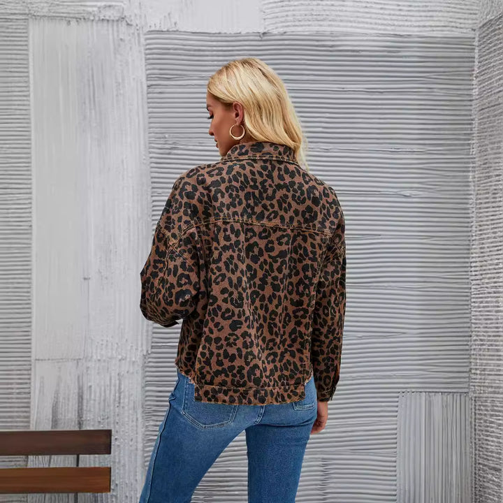 Damen Jeansjacke im angesagten Leo-Design mit oversized Schnitt Drune