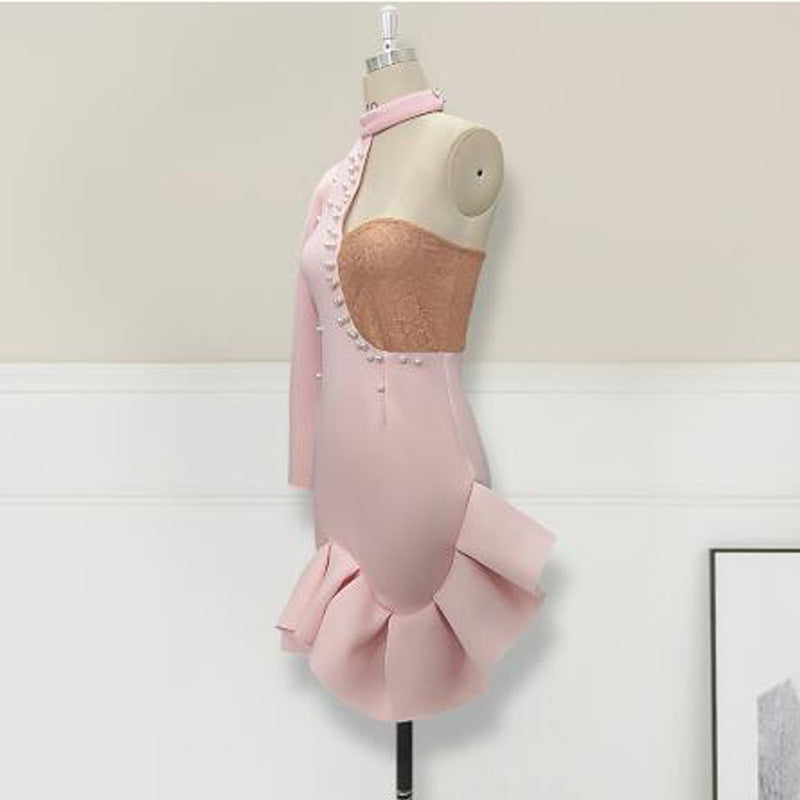 Damen figurbetontes Kleid mit innovativem asymmetrischen Design und Rüschen Drune