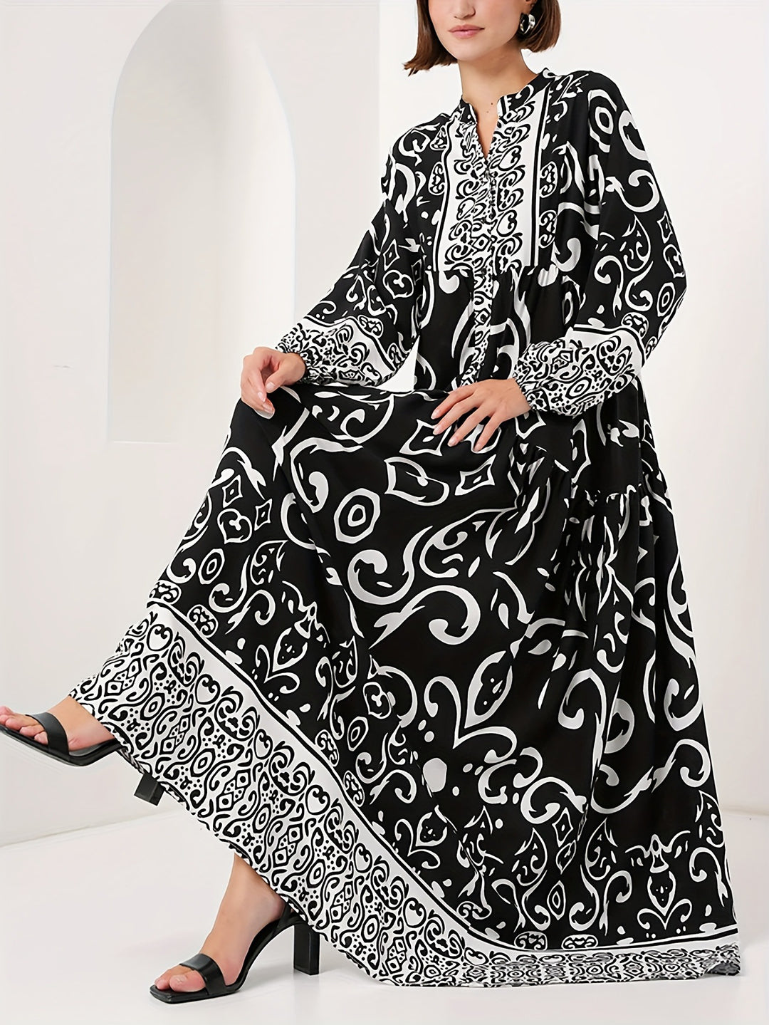 Damen Maxikleid mit kunstvollem Musterdruck Drune