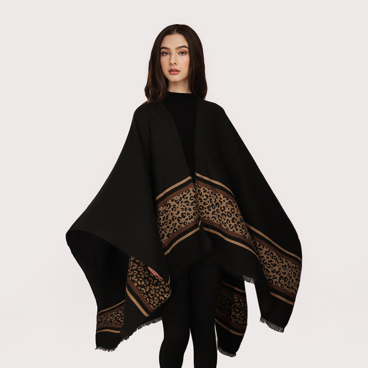 Damen Cape-Poncho aus Feinstrick mit Leoparden-Bordüre und asymmetrischem Saum Drune