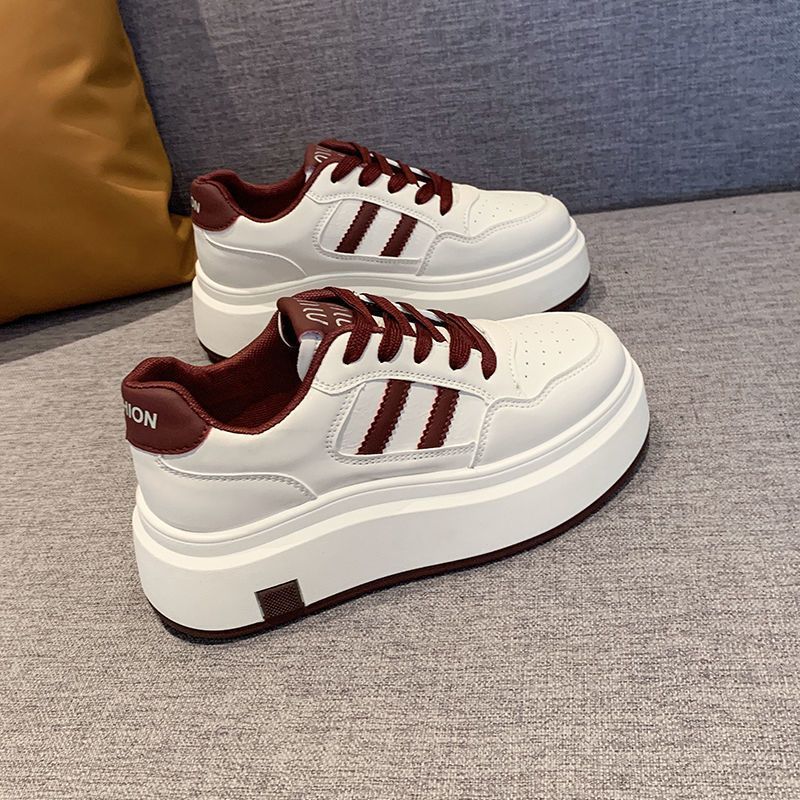 Damen Plattform Sneakers mit verstärkter Dämpfung und sportlichem Design Drune