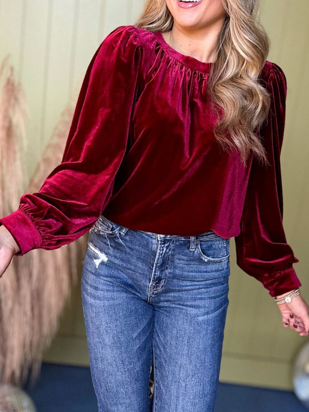 Damen Samtbluse mit Ballonärmeln und gerafftem Stehkragen Drune