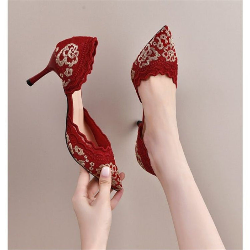 Damen Elegante Spitzen-Pumps mit gewelltem Saum und floraler Stickerei Drune