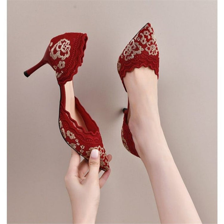 Damen Elegante Spitzen-Pumps mit gewelltem Saum und floraler Stickerei Drune