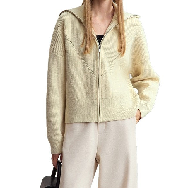 Damen cropped Strickjacke mit praktischer Kapuze und modernem Reißverschluss Drune