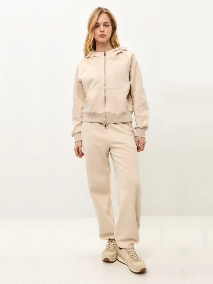 Damen entspanntes Fleece-Zweiteiler Set mit Raglan-Kapuzenjacke, durchgehendem Reißverschluss und gerader Relax-Jogginghose Drune