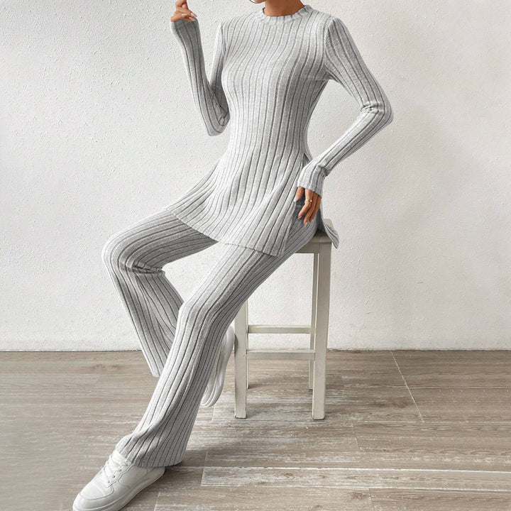 Damen geripptes Feinstrick-Lounge-Set mit seitlicher Saumschlitzen, figurbetontem Longsleeve und weitem Highwaist-Hose Drune