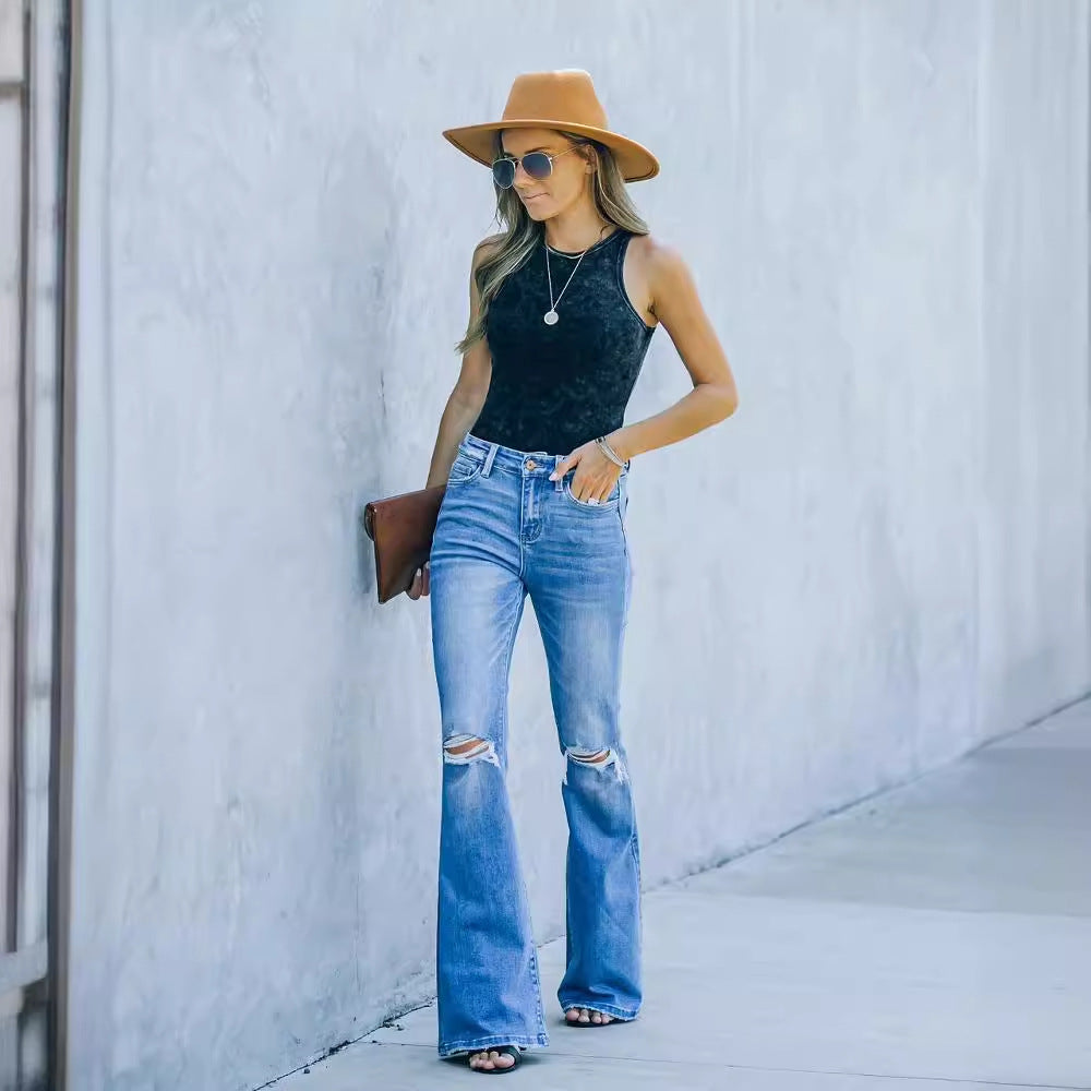 Damen Schlagjeans mit Distressed-Details und hohem Bund Drune