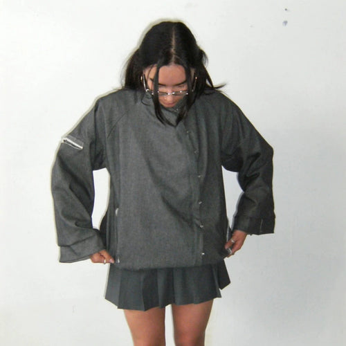 Damen Oversize-Boxy-Jacke mit asymmetrischem Druckknopfverschluss und Ärmeltasche Drune