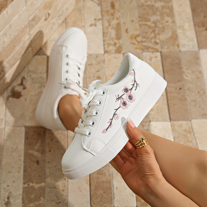 Damen Plateausneaker mit floraler Stickerei und gepolstertem Komfortfußbett Drune