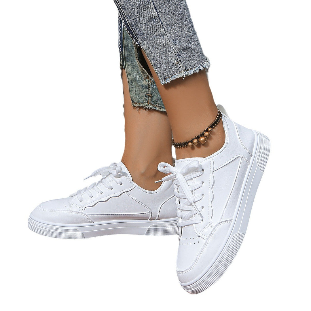 Damen Plateau‑Sneaker mit minimalistischer Lederoptik und gepolstertem Komfortfußbett Drune